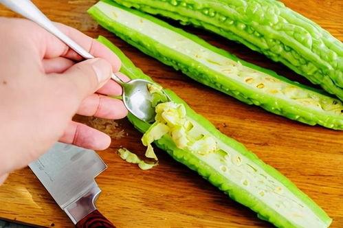 什么是吃毒瓜,揭秘吃毒瓜的真相与防范措施